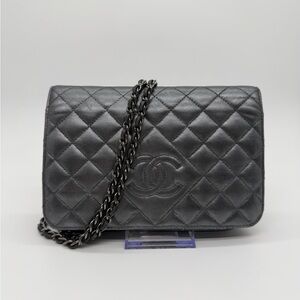 Chanel Wallet on Chain Quilted Leather Shoulder Bag in Silver Grey